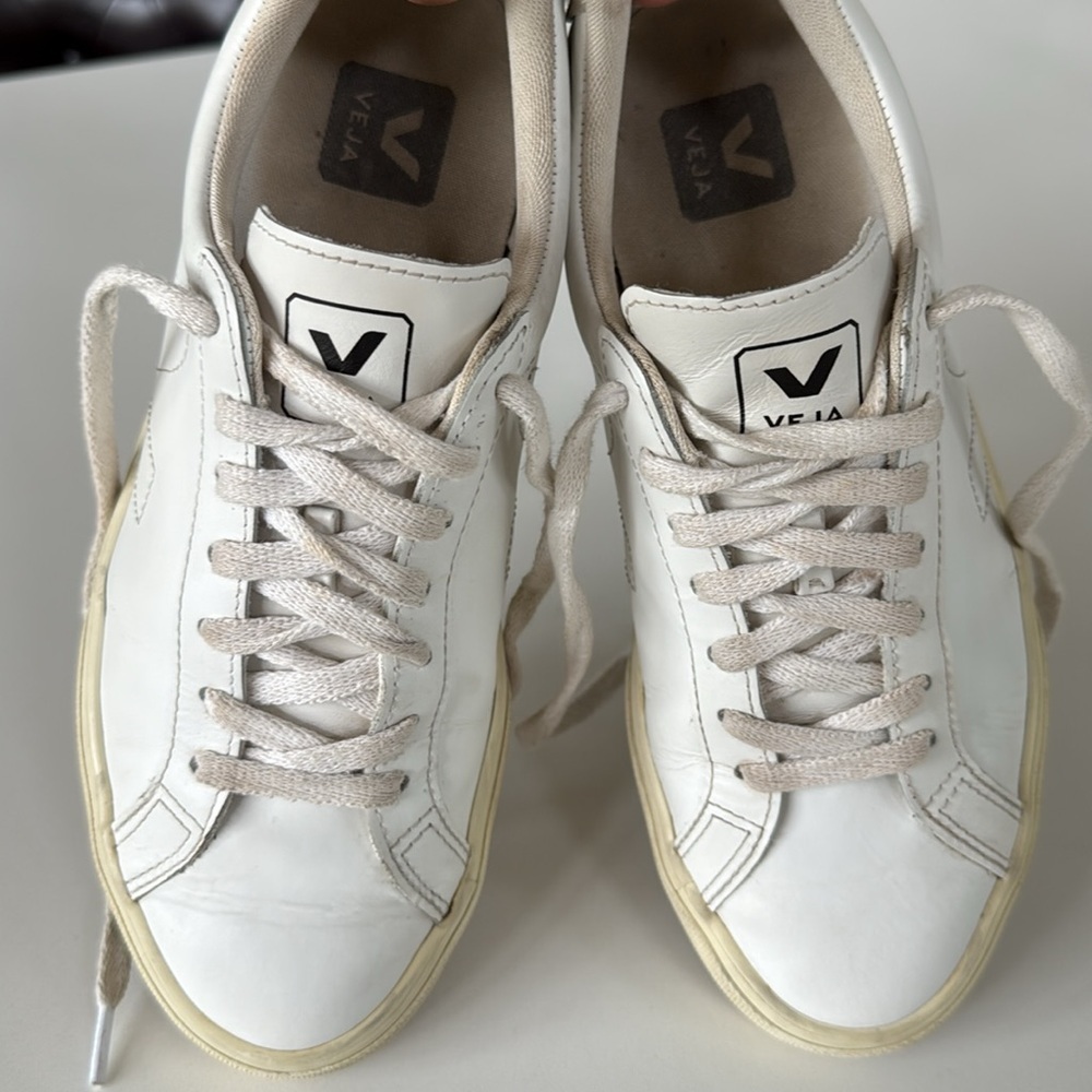 VEJA Esplar Leather Logo Sneakers in White Color  Womens Size 7 - Picture 15 of 16